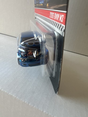 Hot Wheels RLC Exclusive Blue 2006 BMW M3 - #22060/30000 - Picture 6 of 9