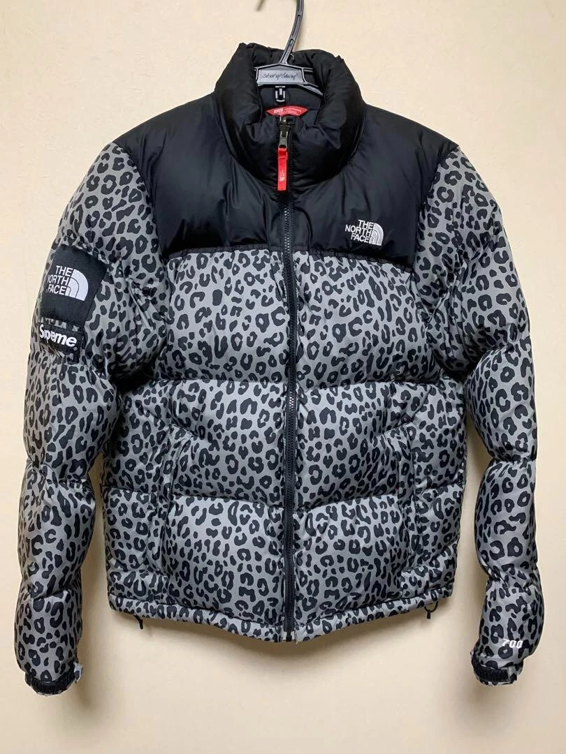 Doudoune léopard grise Supreme North Face Nuptse taille M