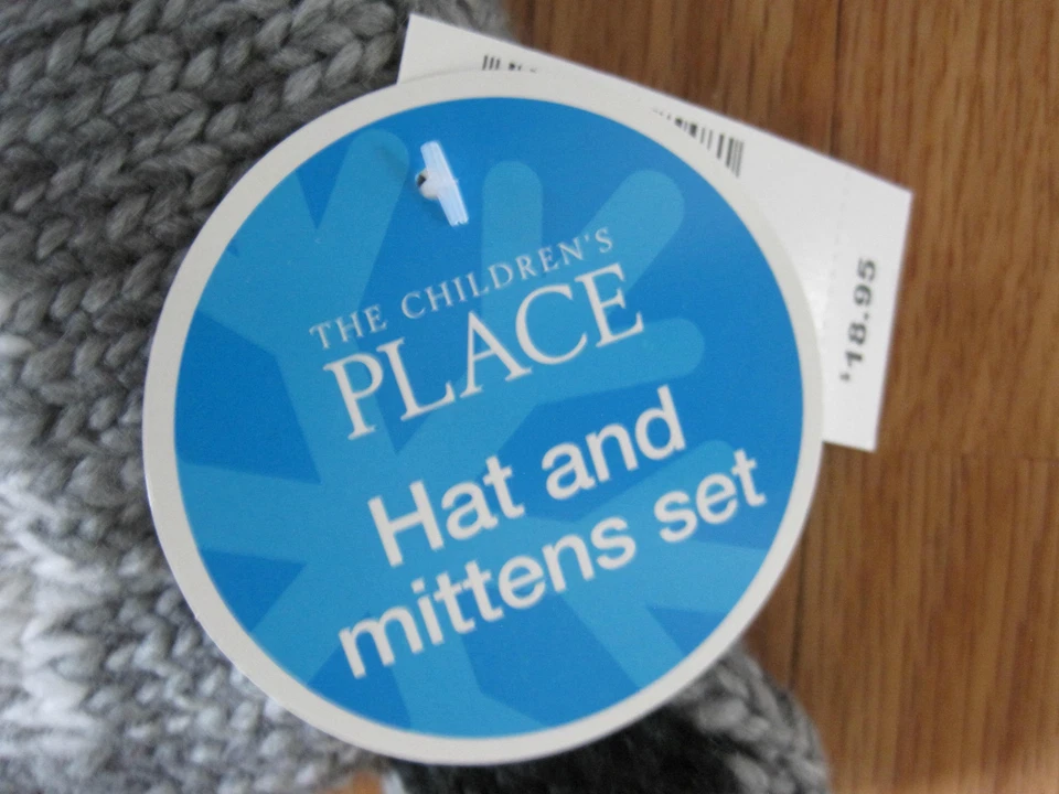 THE CHILDREN'S PLACE Mapache Sombrero/Gorro para Nieve con Conjunto de Mitones TALLA S NUEVO Foto 2 de 4