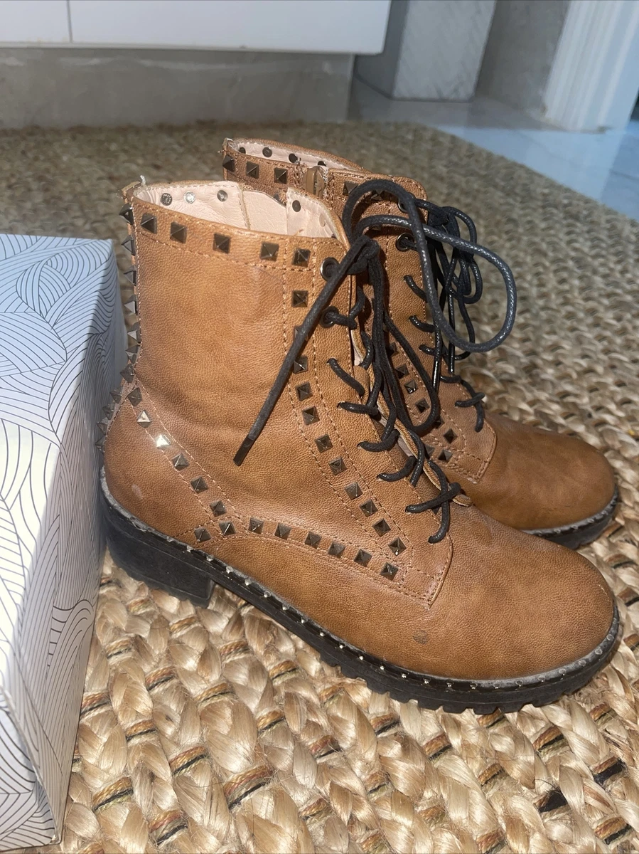 Chase and deals chloe combat boots