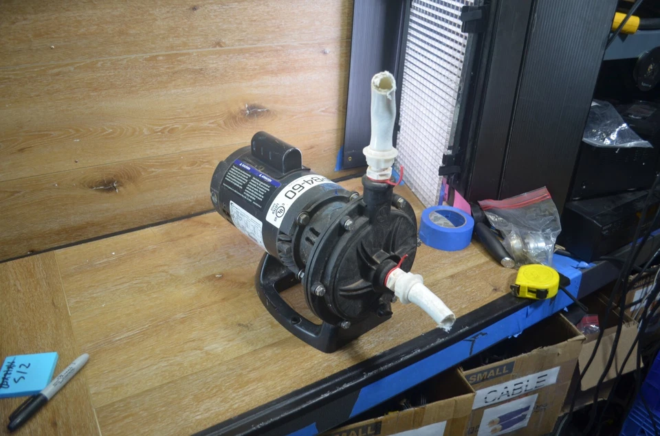 Bomba de refuerzo PB4-60 3/4 HP para limpiadores de piscinas laterales a presión, 115V/230V Polaris Foto 2 de 4