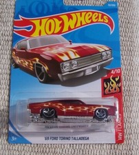 Hot Wheels - Ford Torino - mehrere Jahre alt - OVP