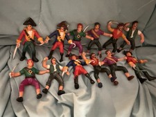 Vintage Pirate Figures Lot of 12 Plastic Toy Soldiers Swashbuckler Miniatures