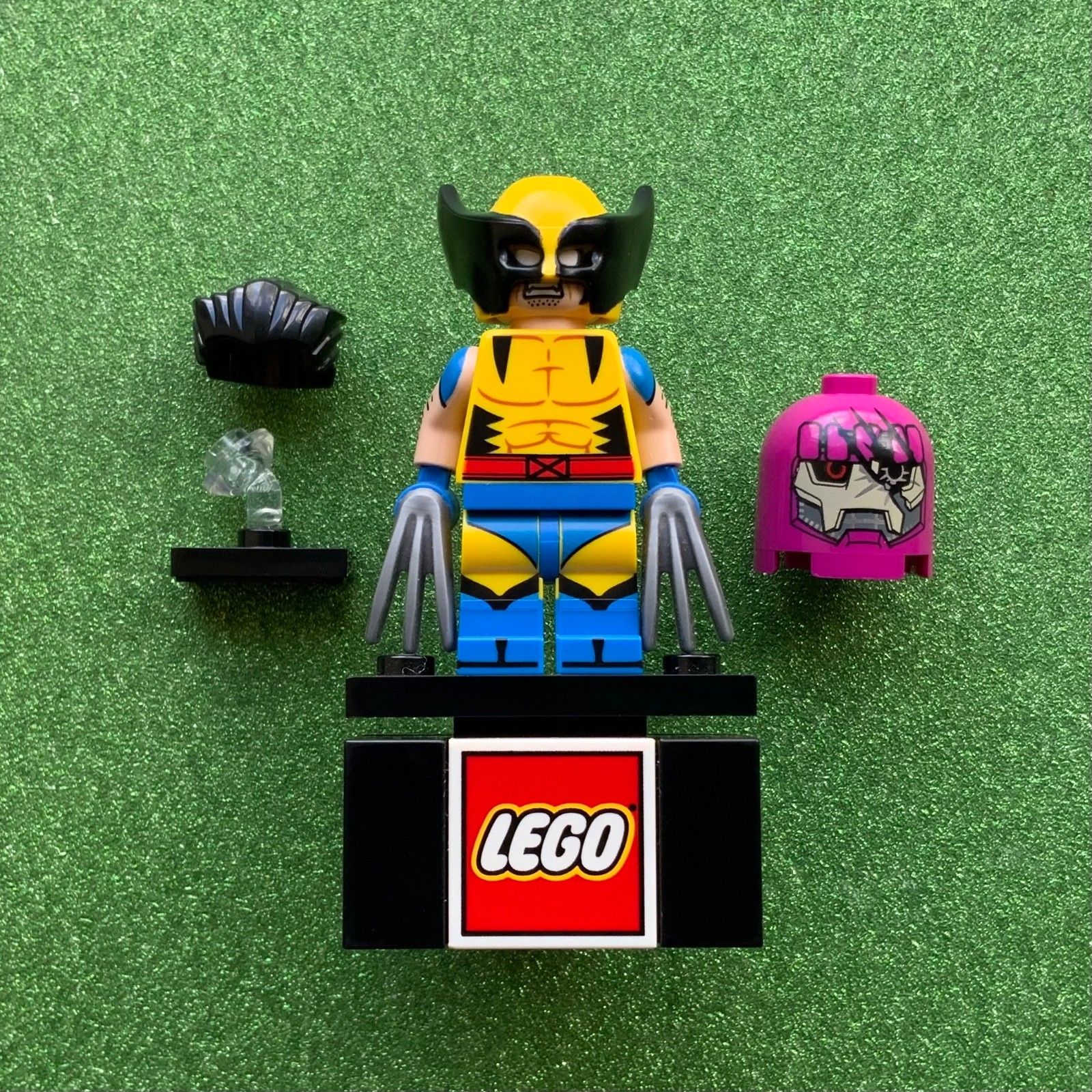 Genuine Lego Wolverine Minifigure (CMF - Used - Marvel Studios S2 - COLMAR24)
