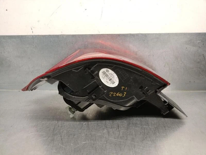 6F0945207H feu arrière gauche pour SEAT IBIZA V (KJ1 KJG) 1.0 TSI 2017 5486408 - Photo 4/4