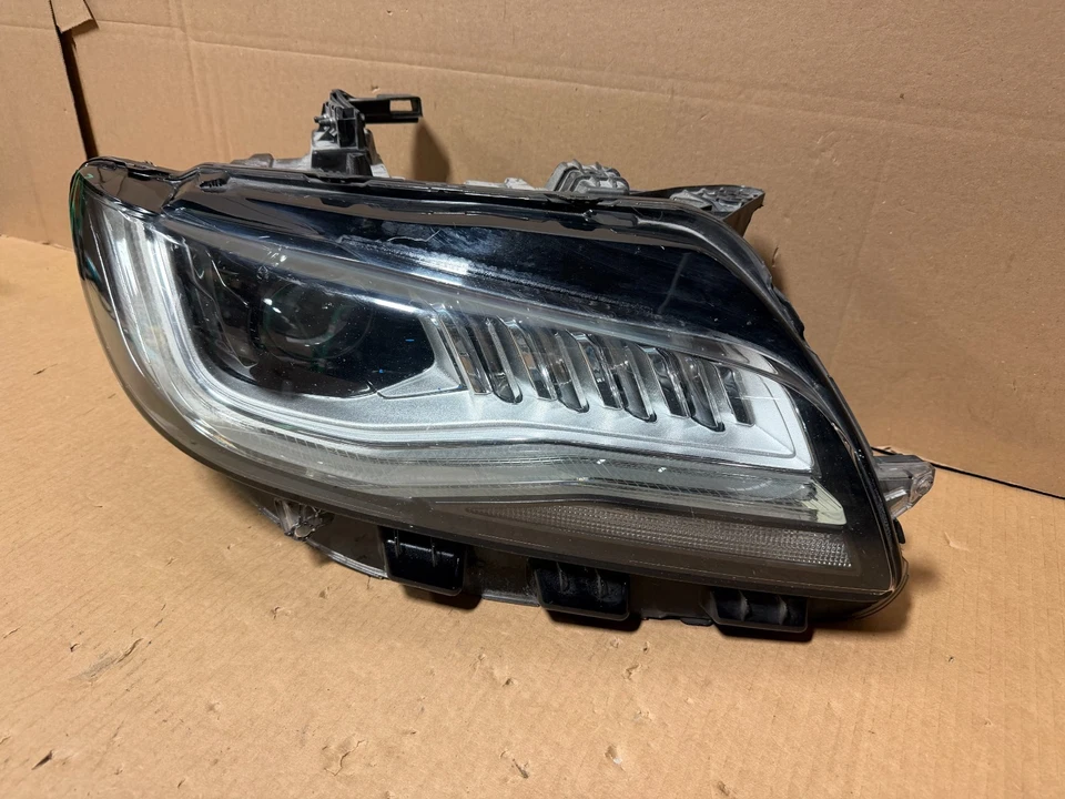 PARTS!  2018-2020 LINCOLN MKZ HID W/ LED "MID" RH PASSENGER OEM HEADLIGHT 202134 Foto 3 de 4