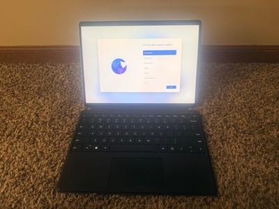 Microsoft Surface Pro 8 i5-1145G7 2.60GHz 16GB Ram 256GB SSD Windows 11 Pro