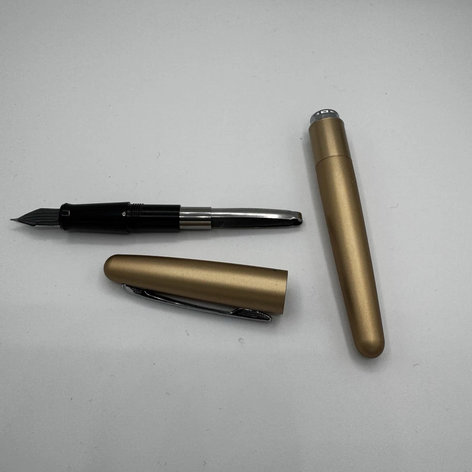 Pilot Cocoon Fountain Pen Fine Nib Titanium FCO-3SR-TI-F New Box Converter - Image 4 of 4