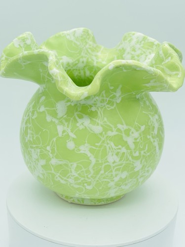 VTG MCM Lime Green & White Speckle Ruffled Collar Round Bottom Pottery Vase 4.5" - Picture 6 of 15