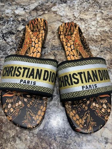 Sandales CHRISTIAN DIOR brodées Dway Slide taille 40 avec sacoche à chaussures