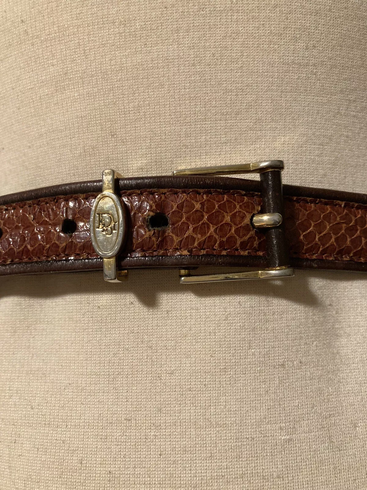 Robe vintage Christian Dior CD logo doré boucle réversible marron ceinture peau de serpent
