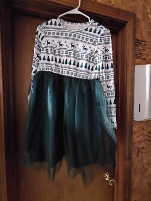 girls size 10/12 christmas dress