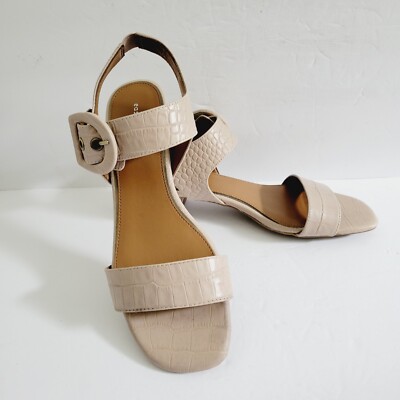 Easy Spirit Selina Beige Block Heels Casual Sandals Size 9
