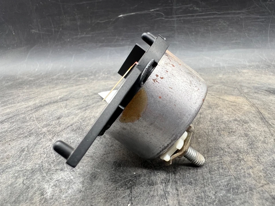 Ford Ranger 1983-1988 OEM velocímetro cuadro de instrumentos voltaje de batería Foto 2 de 4