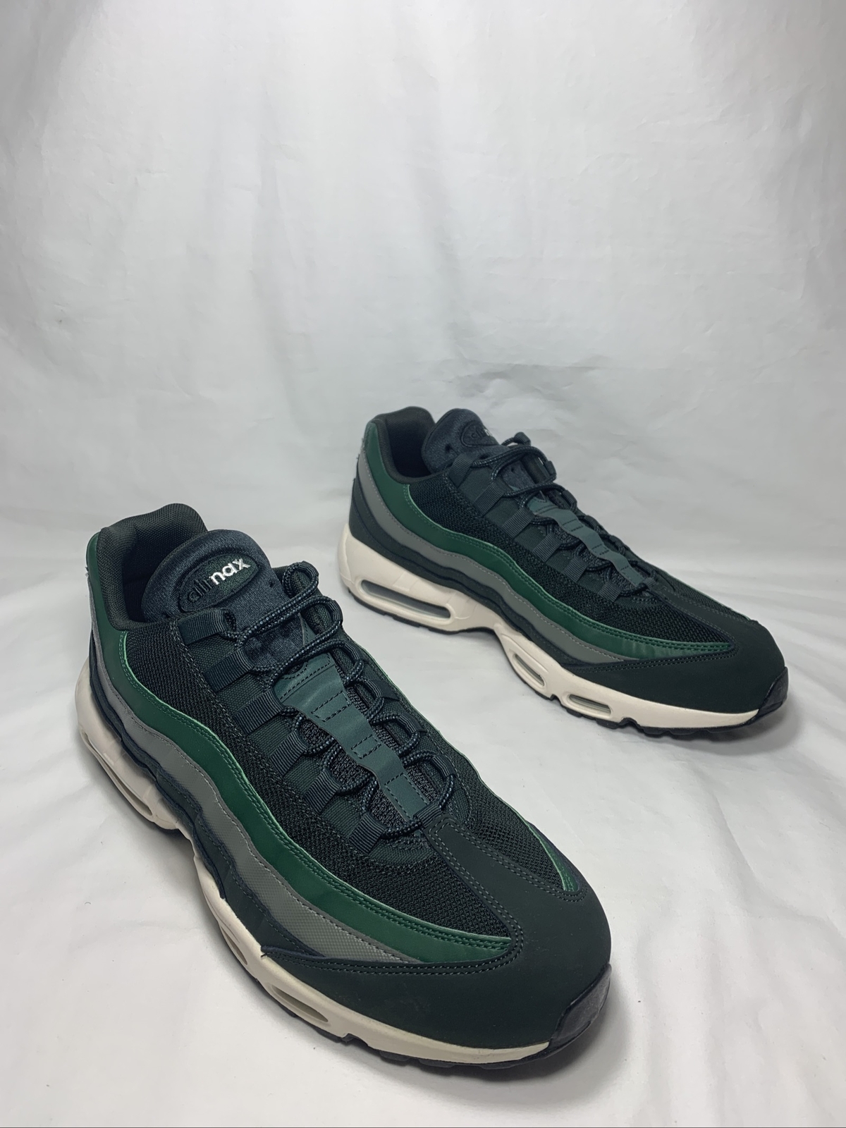nike air max 95 essential outdoor green