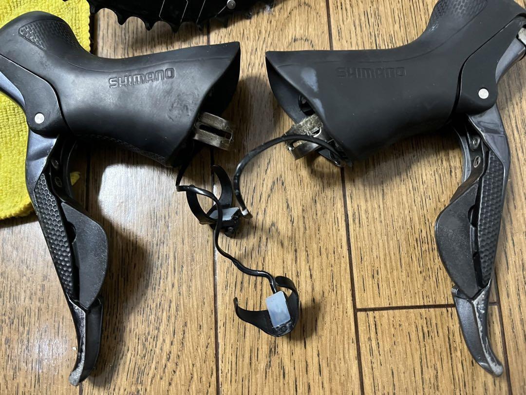 SHIMANO ULTEGRA Di2 喋れ ST-6870 左右STIレバー SHIMANO ULTEGRA Di2 喋れ ST-6870 左右STIレバー