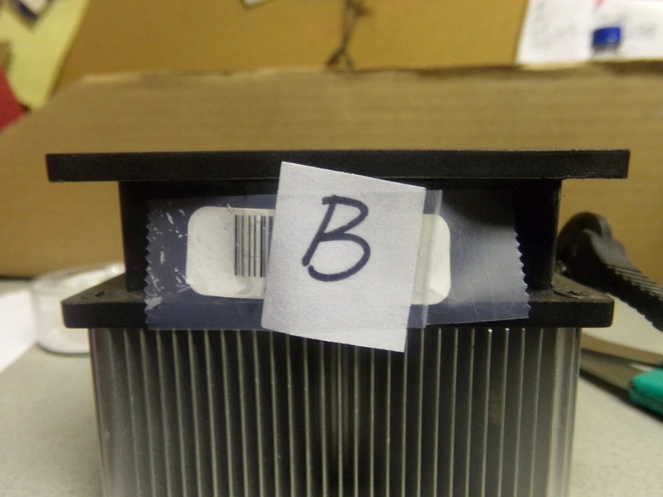 NEW HP Cooling Fan Assembly 1322-00820H2 2009/07/15  *FREE SHIPPING* - Image 3 of 3