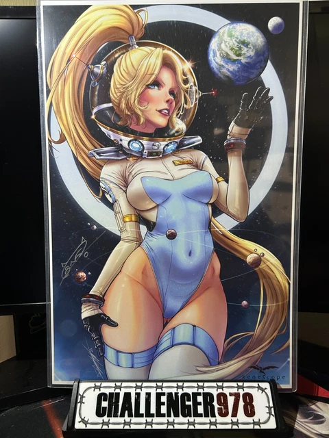 11x17 - DRAX GAL - SPACE GIRL #1 - SIGNED w/ COA + TOPLOADER