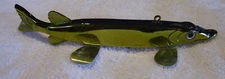 BEAUTIFUL 8"  PIKE ICE SPEARING DECOY UNUSED OFF GREEN  W BELLY HOOK READ DESC.