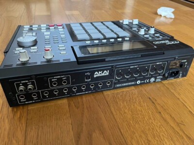 AKAI  mpc2500（HDD、DVDドライブ、メモリー128mb拡張済み） AKAI アカイ MPC2500 増設メモリ128MB 内蔵HDD40GB DVDドライブ｜Yahoo