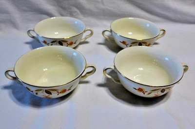 Vintage Hall s JEWEL TEA Superior Autumn Leaf Double Handled Cream Soup Bowls 4