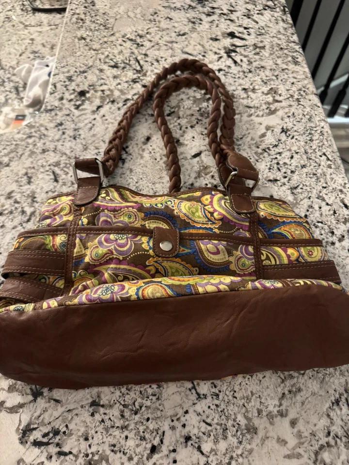 Bolso de Hombro Rosetti Diseño Floral y Paisley Tamaño Mediano Foto 4 de 4