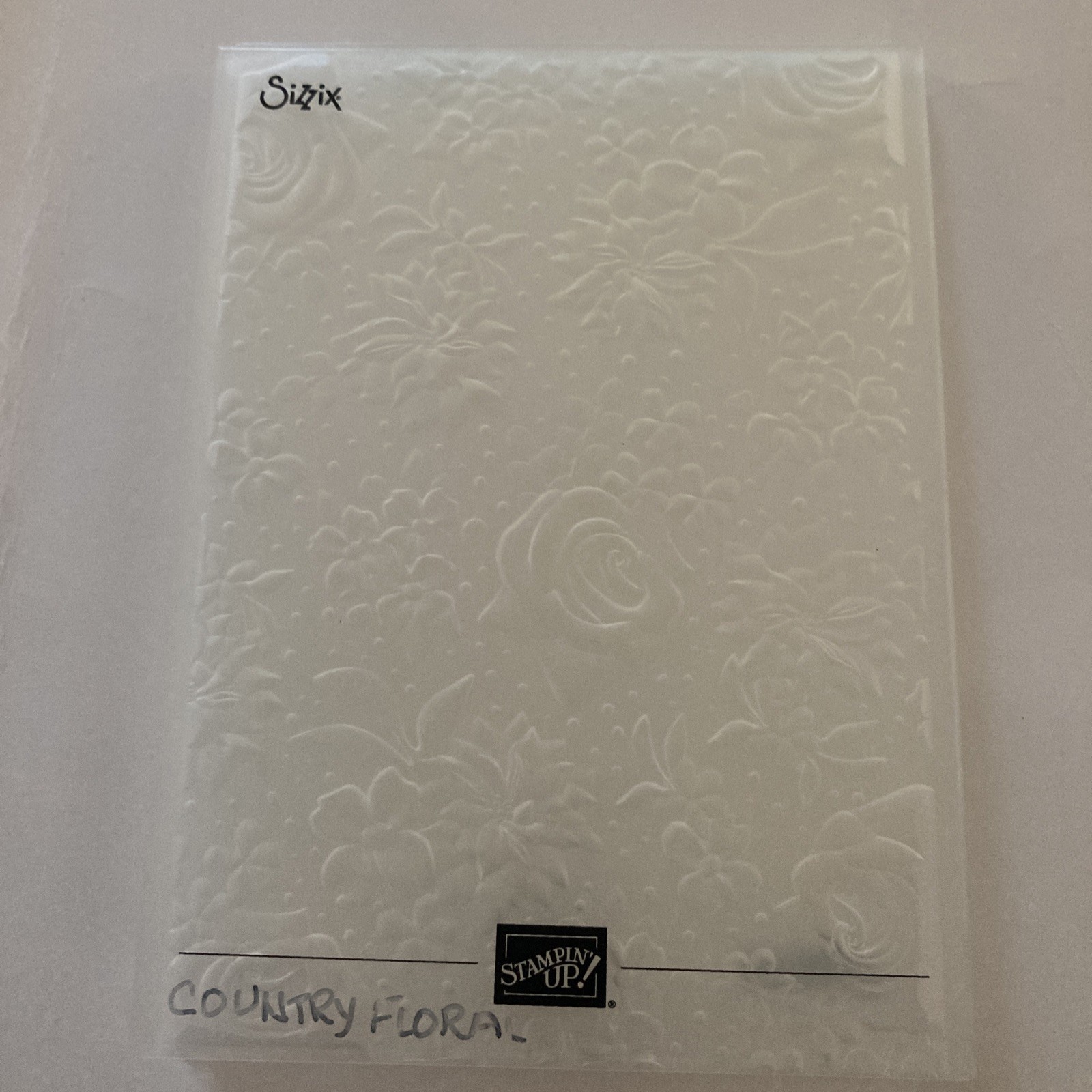 Stampin Up! Country Floral Textured Embossing Folder (folder only)