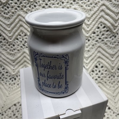 Scentsy Farmhouse Family Warmer ''Together is Our Favorite Place to Be'' NEW N BOX