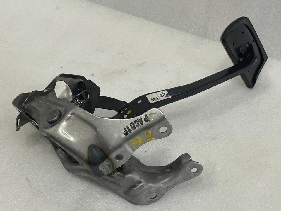 2018 2019 2020 2021 2022 HONDA ACCORD SPORT BRAKE PEDAL 46600TVAL910M1 - Image 2 of 3