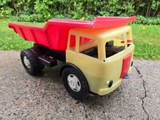 DDR Dumper Kipper Sandkasten Spielzeug LKW Laster von 1982.