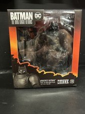Medicom Toy MAFEX 193 Armored Batman TDKR The Dark Knight Falls DC - No.193