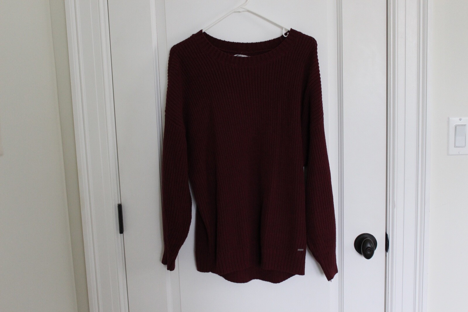 hollister oversized crew neck sweater 