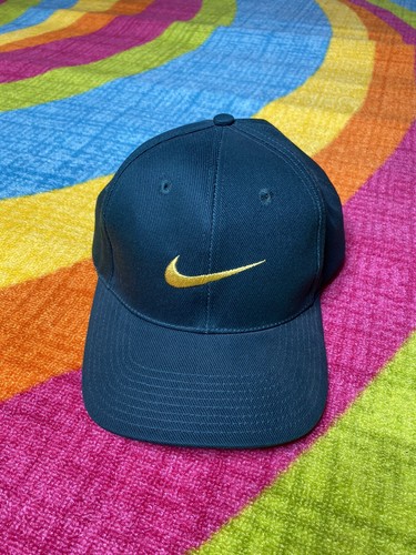 Nike Vintage Hat Green Preoaned Swoosh Vtg Nike Hat - Picture 2 of 6