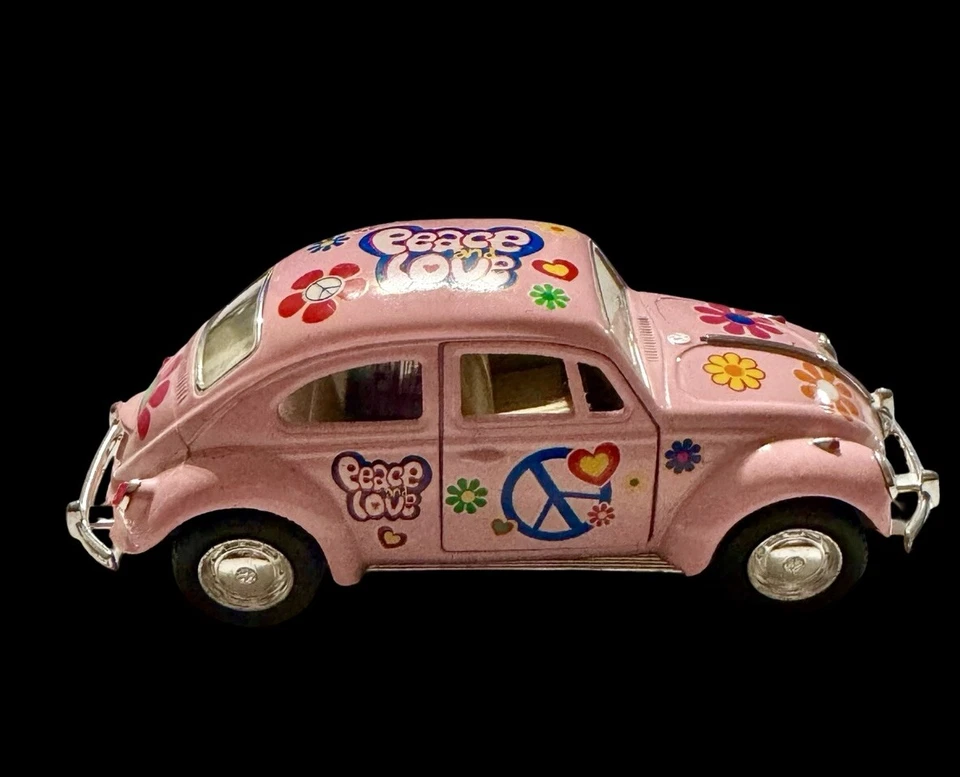 Volkswagen clásico Beetle Car 1967 modelo rosa Peace Love 1:64 Kinsmart Foto 4 de 4