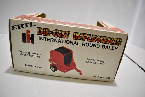ERTL Die-Cast Implements Series! International Round Baler! 1/32! NMIB! - Picture 3 of 5