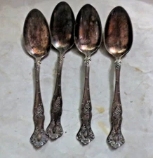 ROGERS BROS VINTAGE GRAPE Pattern 4 - 6" TEASPOONS