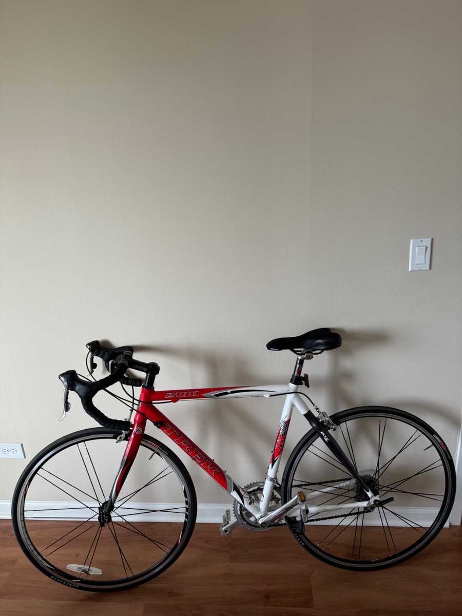Trek 2100 ZR9000 Road Bicycle 52cm Ultegra 10 Shimano USA MADE