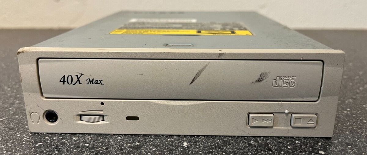 Lite-On LTN-403 40X Max CD-ROM IDE Drive – Vintage Optical Disc