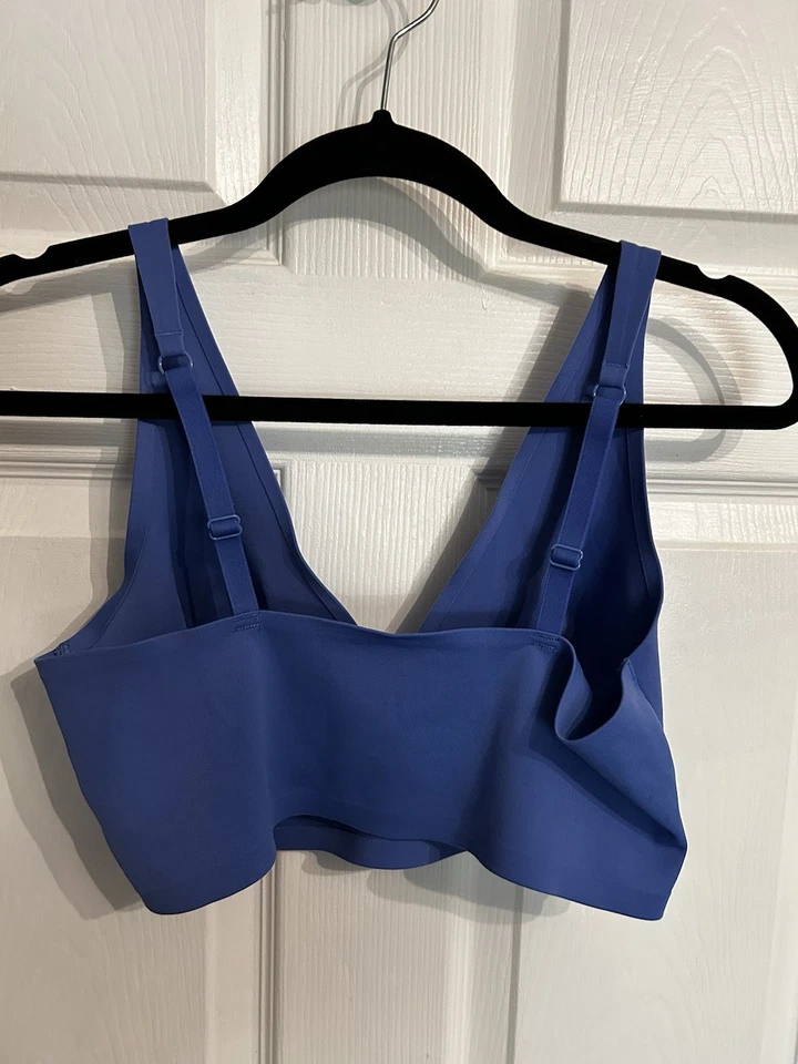 Бюстгальтер Auden Large Luxury Collection Bonded Unline Plunge Longline с v-образным вырезом - Изображение 4 из 4