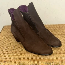 Arche Women's 7 Brown Suede Side Zipper Ankle Booties Boots Classic Preppy Y2 k