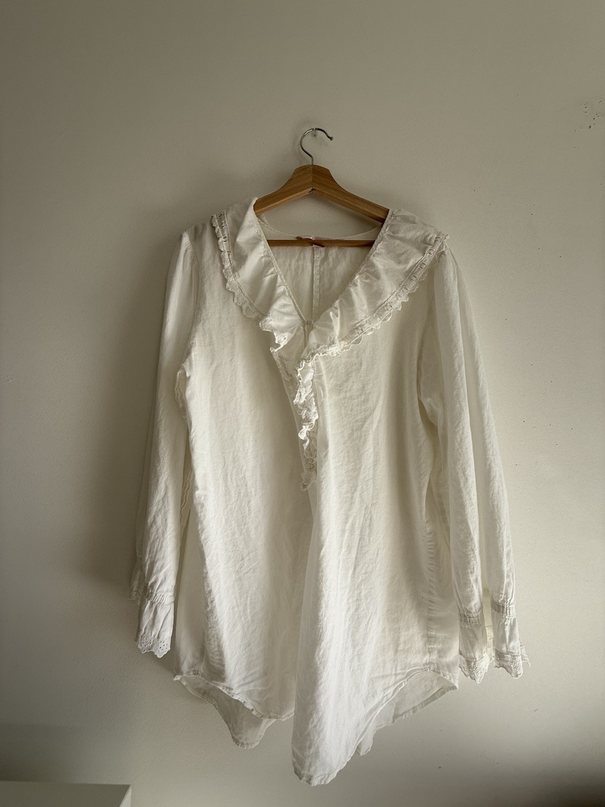 ✿ Victoria’s Secret White Cotton Boho Long Sleeve Peasant Dress Cottagecore