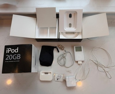 iPod Classic 3rd Generation 20gb w/ Original Box - Apple Collector