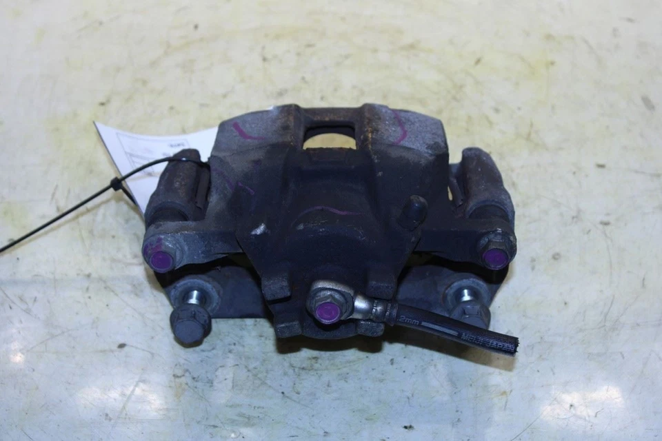 2018-25 Mitsubishi Eclipse Cross ES Front Right Side Brake Disc Caliper 4605B478 - Image 4 of 4