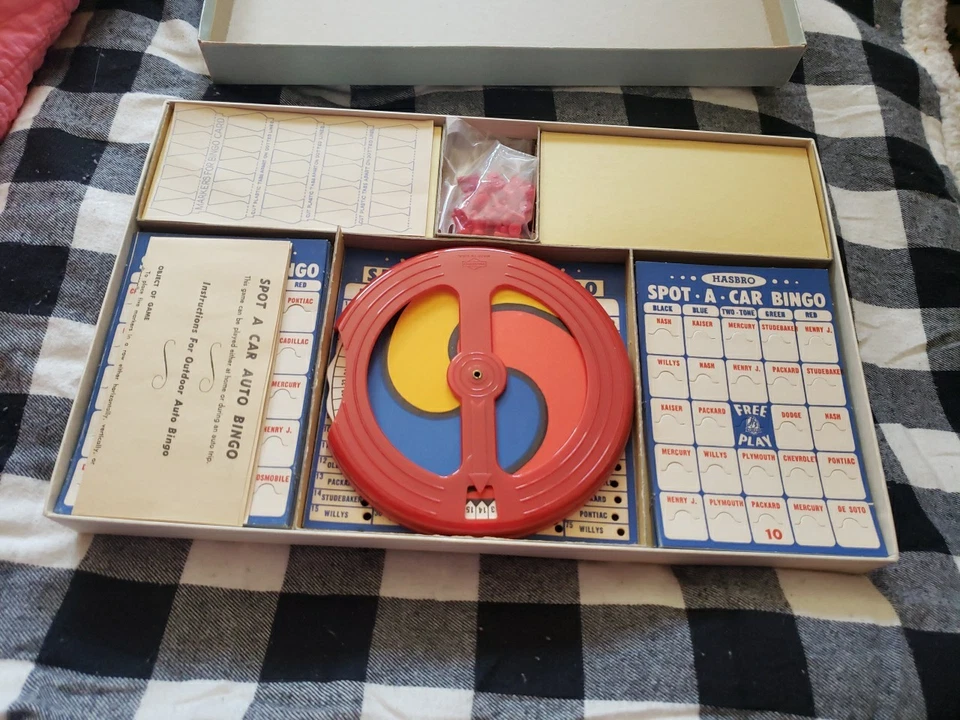 Juego de mesa de bingo automático Spot A Car Hassenfeld Bros Pawtucket R.I. años 50 de colección Foto 2 de 4