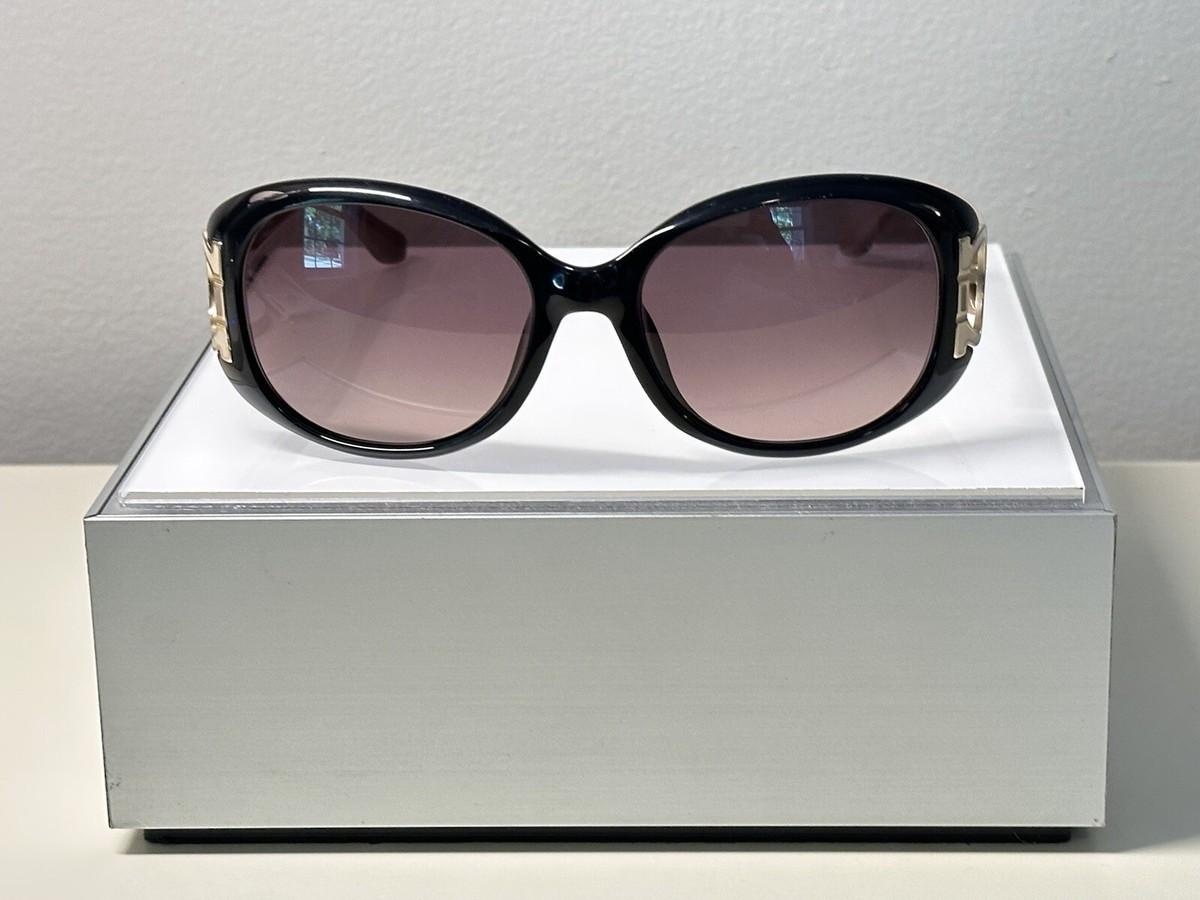 Ferragamo black sunglasses ? Authentic Amazon.com: FERRAGAMO Sunglasses SF 1090 S 001 Black  main image 2