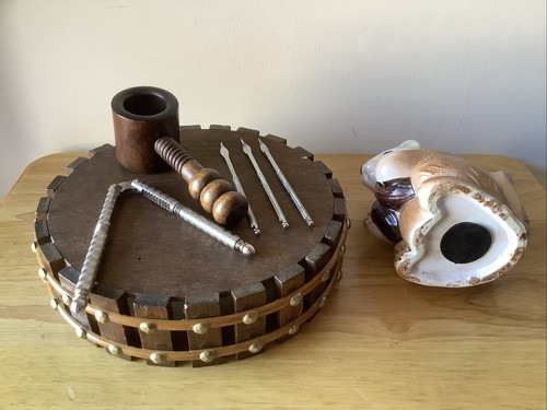 Vintage Nutcracker Ceramic Squirrel and Wooden Bowl with Tools 70s - Picture 9 of 18