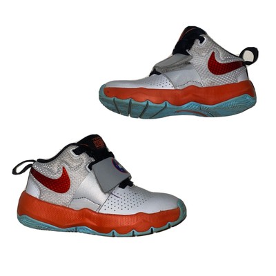 NIKE Team Hustle D8 basketball shoes 