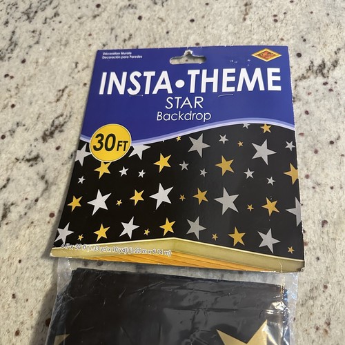 Beistle INSTA-THEME Star Backdrop 4 x 30 FT / 1.2 x 9.14m Indoor/Outdoor - Picture 2 of 3