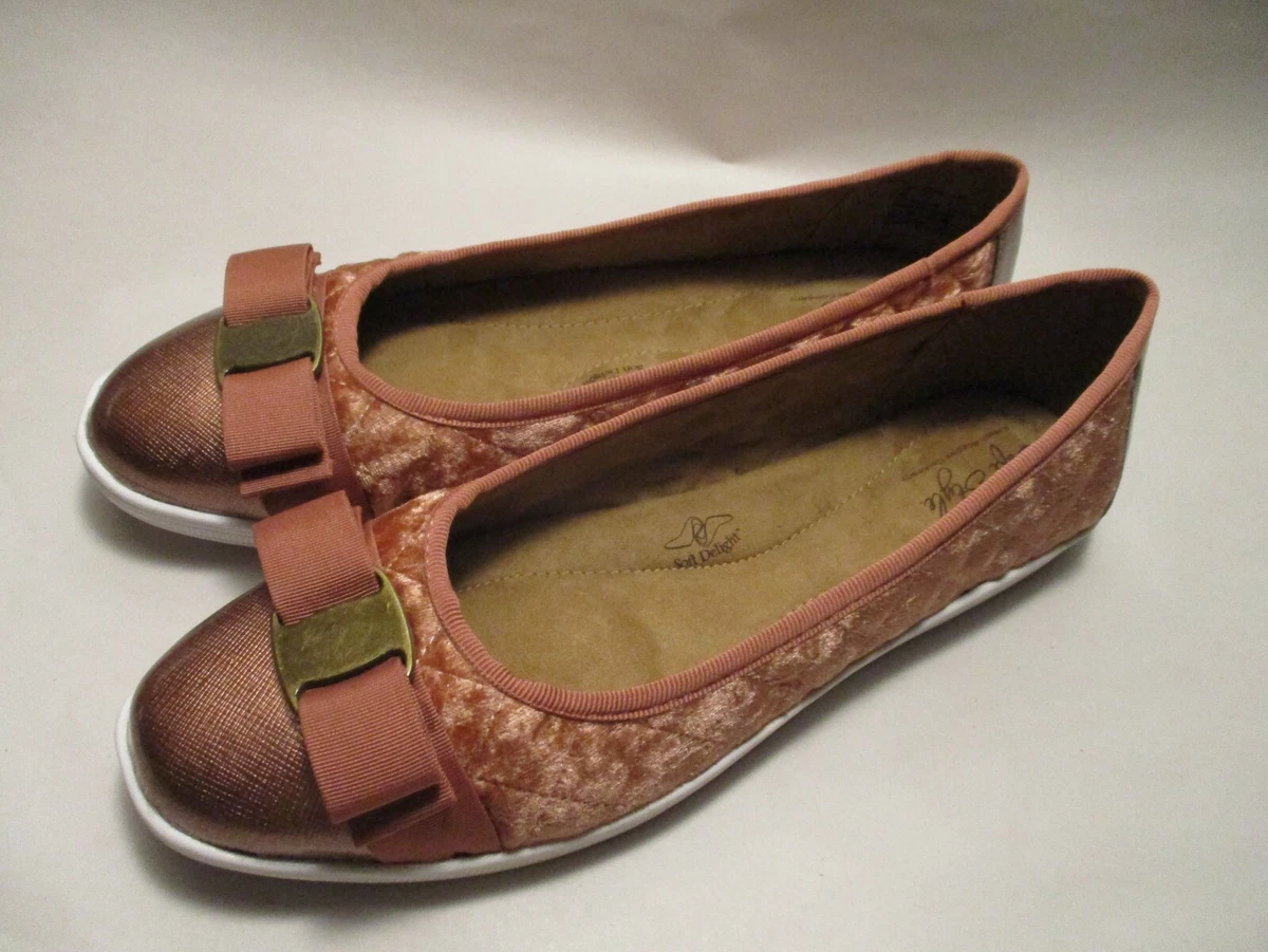 Hush puppies sales faeth