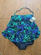 Island Escape Tiered Bandini & Shaper Pant Two Piece Size 6